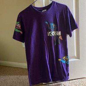 Mens purple graphic tee $25